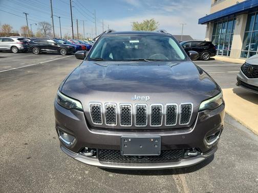 2019 Jeep Cherokee Overland
