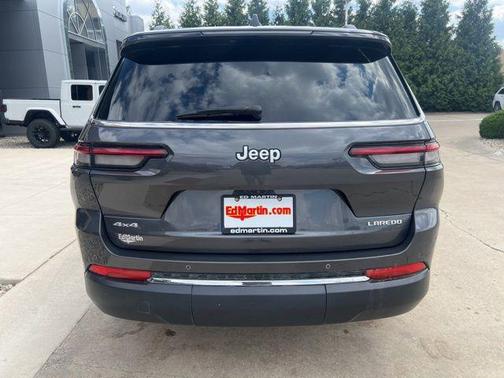 Baltic Gray Metallic Clearcoat 2024 Jeep Grand Cherokee L Laredo