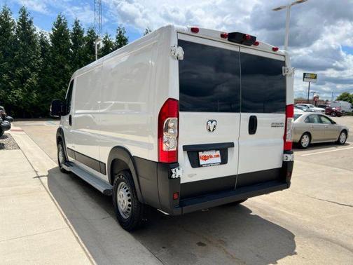 Bright White Clearcoat 2025 RAM ProMaster 2500 Tradesman