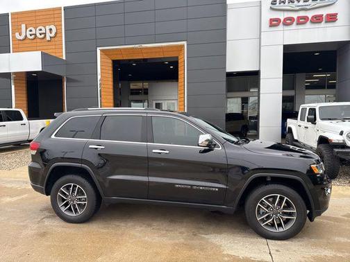 Diamond Black Crystal Pearlcoat 2021 Jeep Grand Cherokee Limited