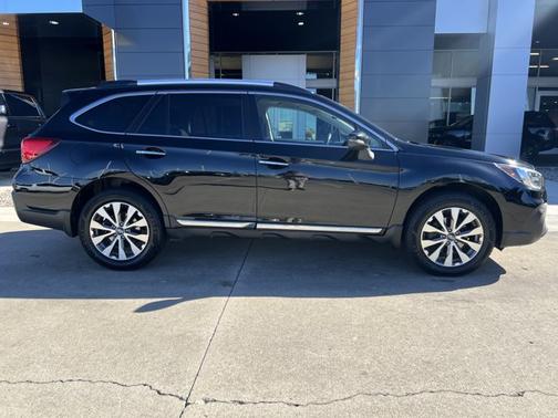 2018 Subaru Outback 2.5i Touring