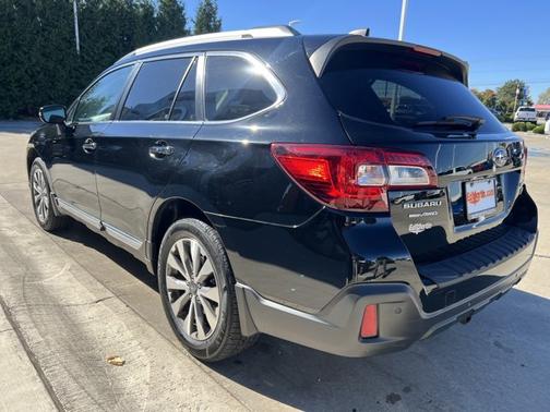 2018 Subaru Outback 2.5i Touring