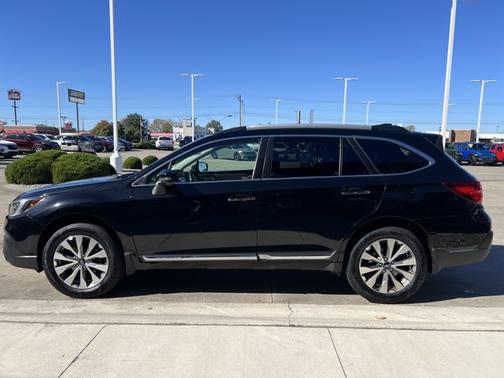 2018 Subaru Outback 2.5i Touring