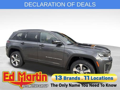 Baltic Gray Metallic Clearcoat 2026 Jeep Grand Cherokee Limited
