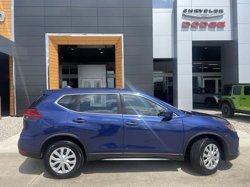 2017 Nissan Rogue S