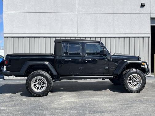 2020 Jeep Gladiator Sport S