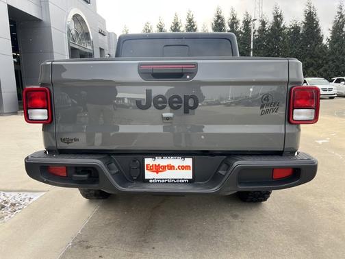 2023 Jeep Gladiator Willys