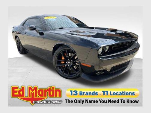 Pitch Black Clearcoat 2022 Dodge Challenger GT
