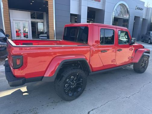 2025 Jeep Gladiator Nighthawk