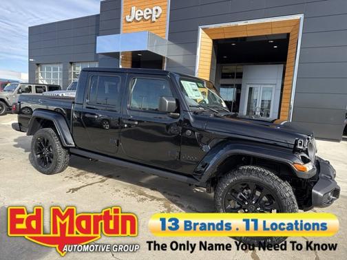 2025 Jeep Gladiator Nighthawk