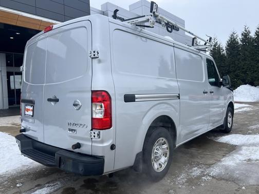 2016 Nissan NV Cargo NV2500 HD SV
