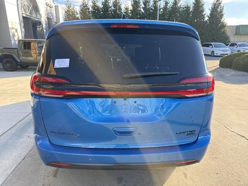 2026 Chrysler Pacifica Limited