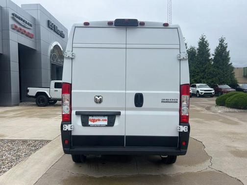 Bright White Clearcoat 2025 RAM ProMaster 2500 Tradesman