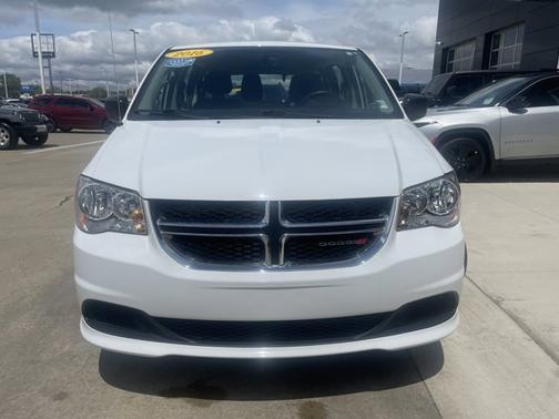2016 Dodge Grand Caravan AVP/SE
