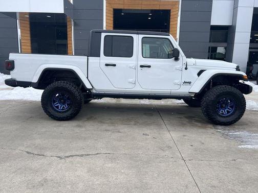 2021 Jeep Gladiator Sport S