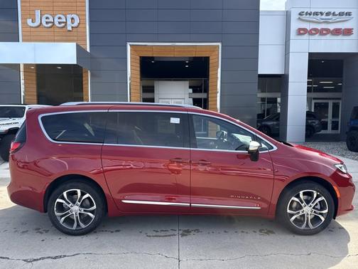 2026 Chrysler Pacifica Pinnacle