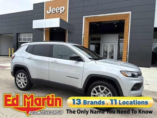 2024 Jeep Compass Latitude Lux