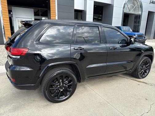 2020 Jeep Grand Cherokee Altitude