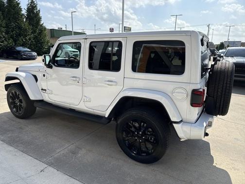 2021 Jeep Wrangler Unlimited Sahara High Altitude