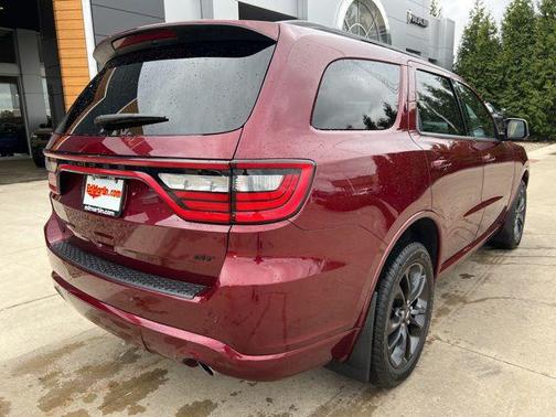 Octane Red Pearlcoat 2022 Dodge Durango GT Plus