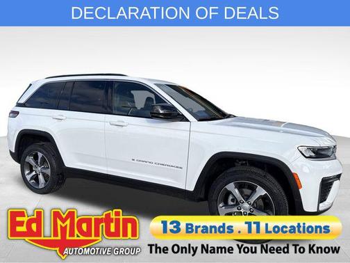 Bright White Clearcoat 2026 Jeep Grand Cherokee Limited
