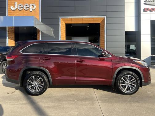 2018 Toyota Highlander SE