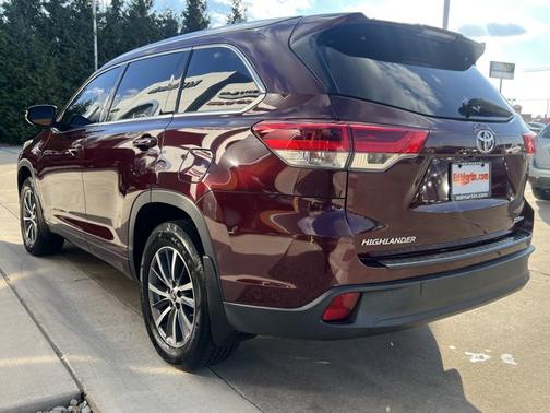 2018 Toyota Highlander SE