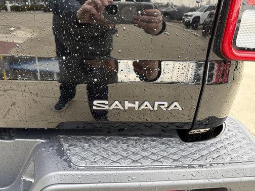 2026 Jeep Gladiator Sahara 4x4