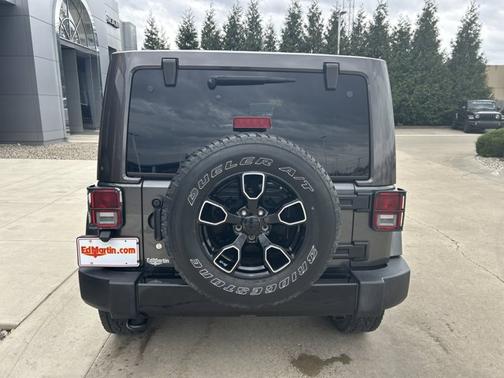 2017 Jeep Wrangler Unlimited Smoky Mountain