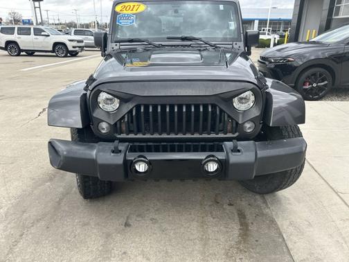 2017 Jeep Wrangler Unlimited Smoky Mountain