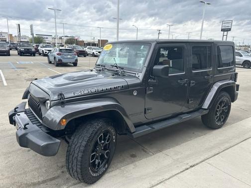 2017 Jeep Wrangler Unlimited Smoky Mountain