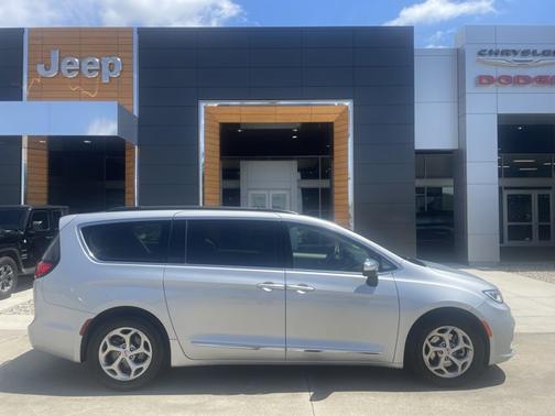 2023 Chrysler Pacifica Limited