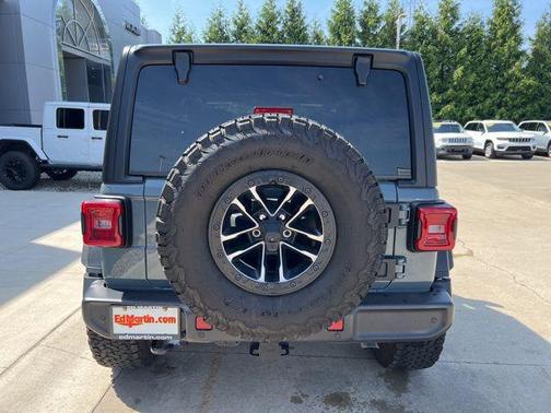 Anvil Clearcoat 2025 Jeep Wrangler Willys