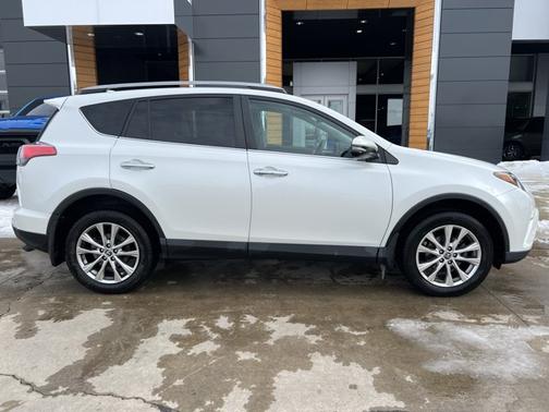 2017 Toyota RAV4 Limited