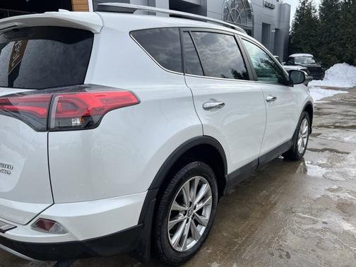 2017 Toyota RAV4 Limited