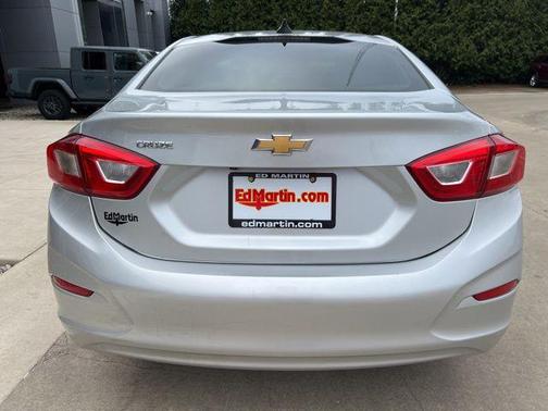 2018 Chevrolet Cruze LS