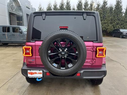 2022 Jeep Wrangler Unlimited 4xe Unlimited Sahara