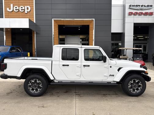 2026 Jeep Gladiator Sahara