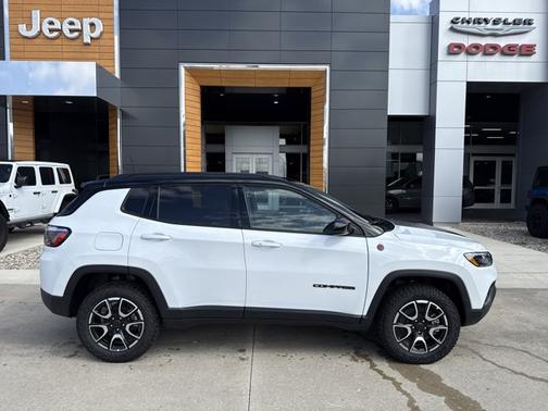 2026 Jeep Compass Trailhawk