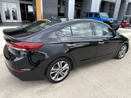 2017 Hyundai ELANTRA Limited