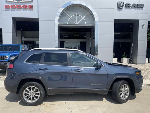 2021 Jeep Cherokee Latitude Lux