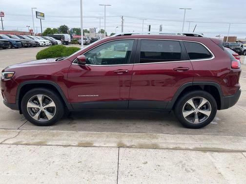 Velvet Red Pearlcoat 2019 Jeep Cherokee Limited