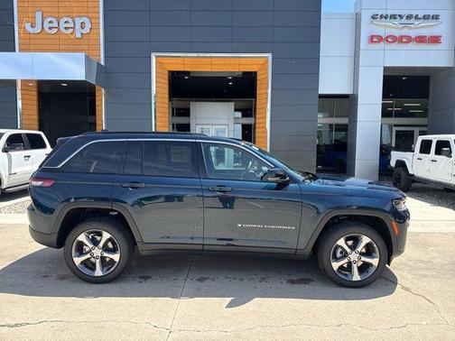 Fathom Blue Pearlcoat 2026 Jeep Grand Cherokee Limited