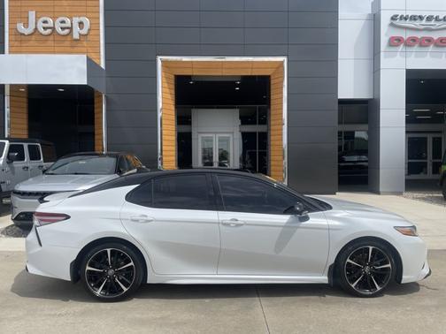 2019 Toyota Camry XSE