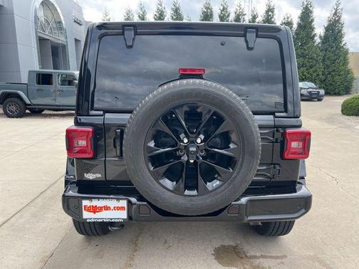 Black Clearcoat 2023 Jeep Wrangler 4-Door High Altitude 4x4