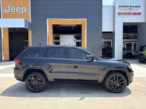 2022 Jeep Grand Cherokee WK Laredo X