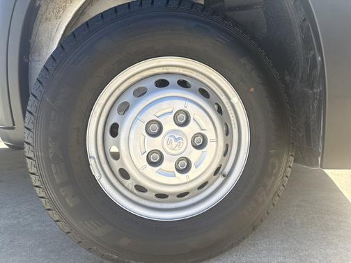 2025 RAM ProMaster 1500 Low Roof