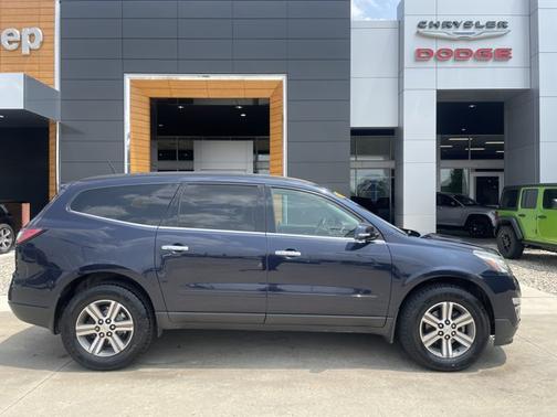 2017 Chevrolet Traverse 2LT
