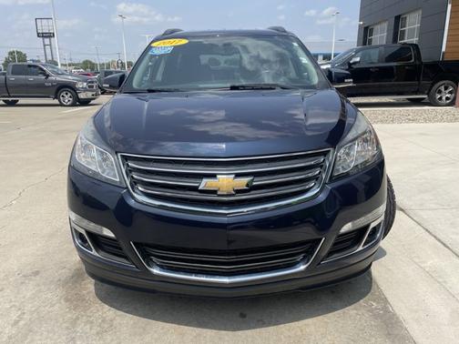 2017 Chevrolet Traverse 2LT