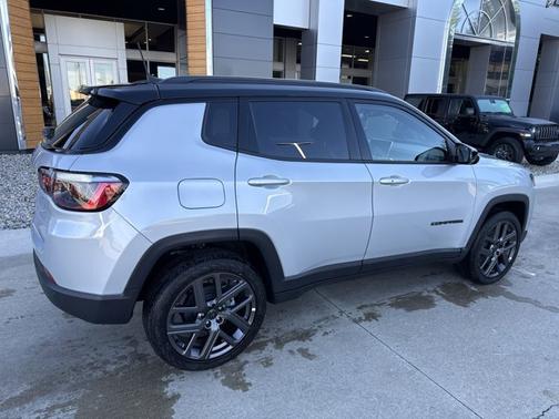 2026 Jeep Compass Limited Altitude